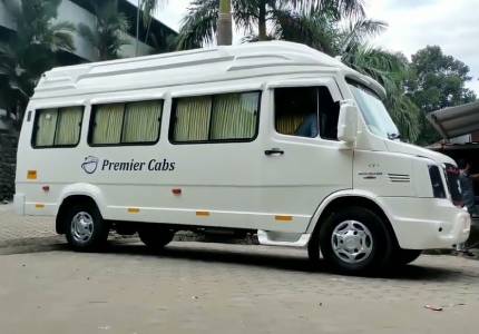 17-Seater Traveller