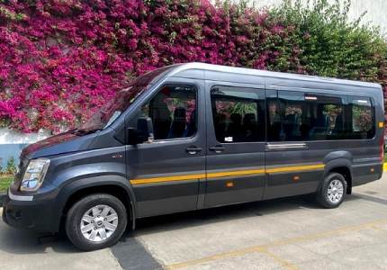 Urbania 17-Seater