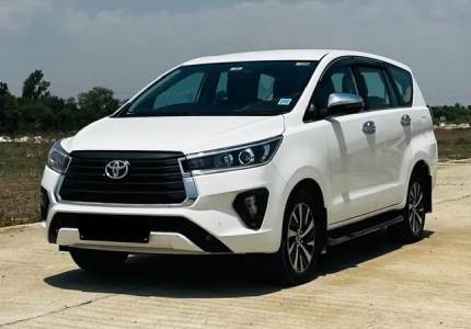 Crysta Travel Cabs